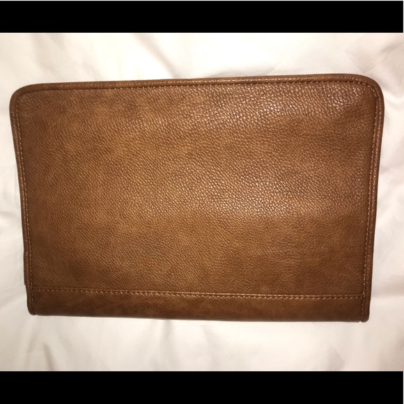 🚫SOLD🚫 ALDO Tan Studded Clutch (discontinued) - Picture 7 of 8